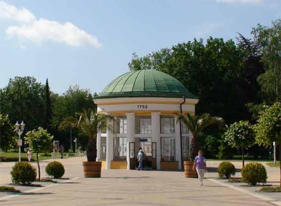 Brunnentempel
