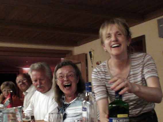 Ute im Vordergrund, Marlene, Volkhard,Berthold, Elfriede