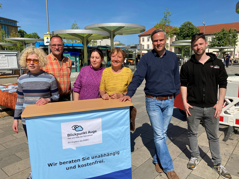 Die organisatoren der Veranstalung (silvia, Achim, Margit) , dazu drei Teilnehmer aus Frankfurt